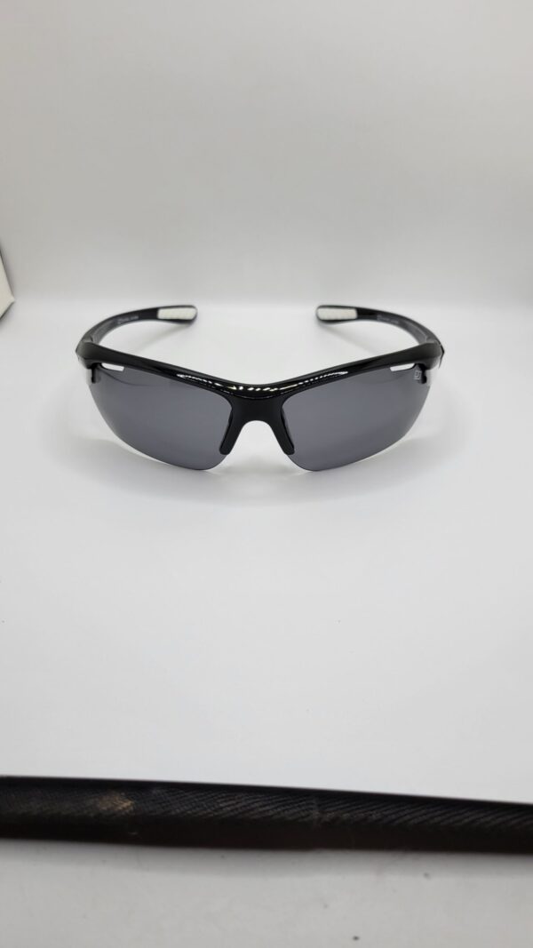 Osterville - Black - Image 2